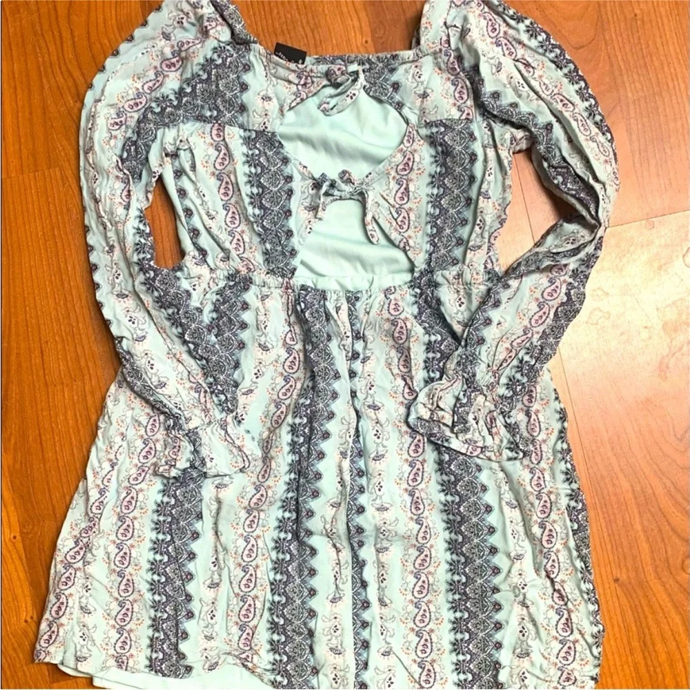 Art Class Gray and White Fit and Flare Dress with Bishop Sleeves